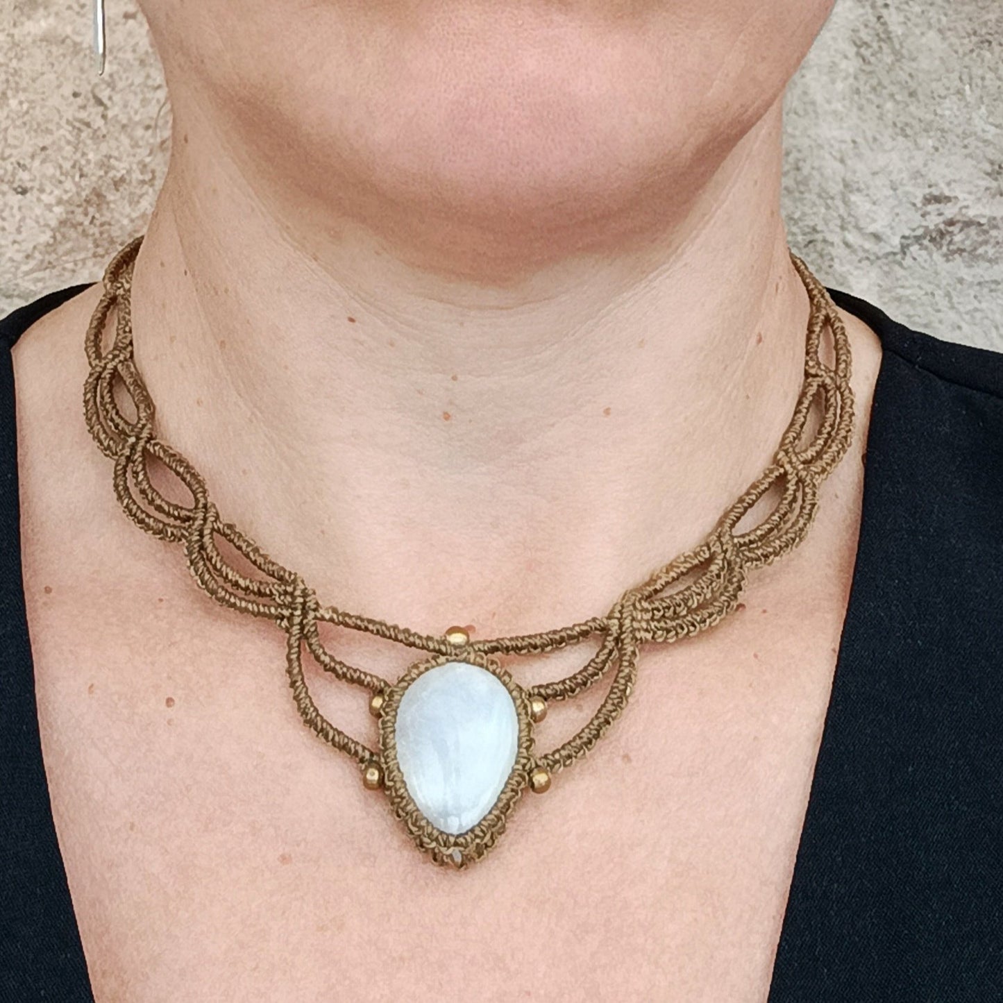 Macrame choker with moonstone