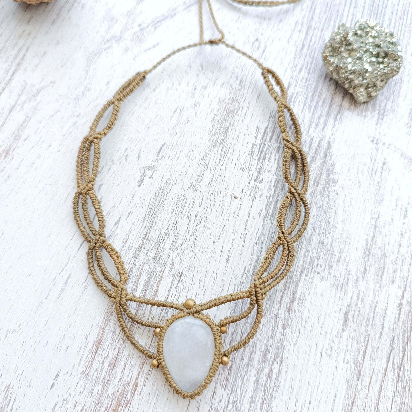 Macrame choker with moonstone